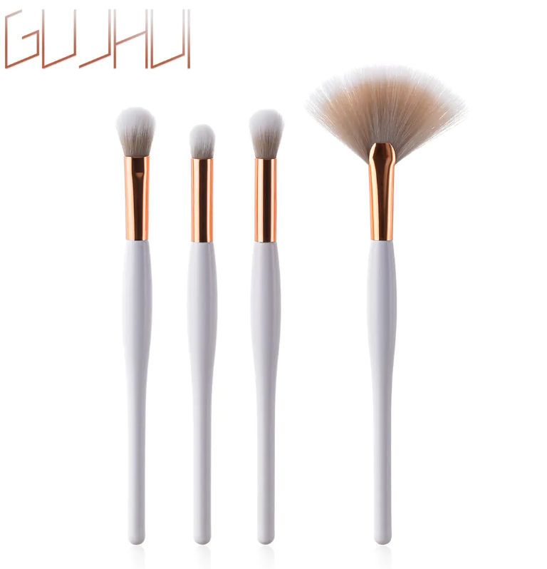 Juego de 8 Brochas de Maquillaje con Mango Negro y Tubos Plateados
